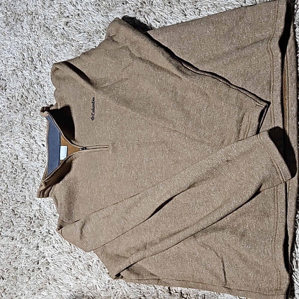 Columbia Sweatshirt